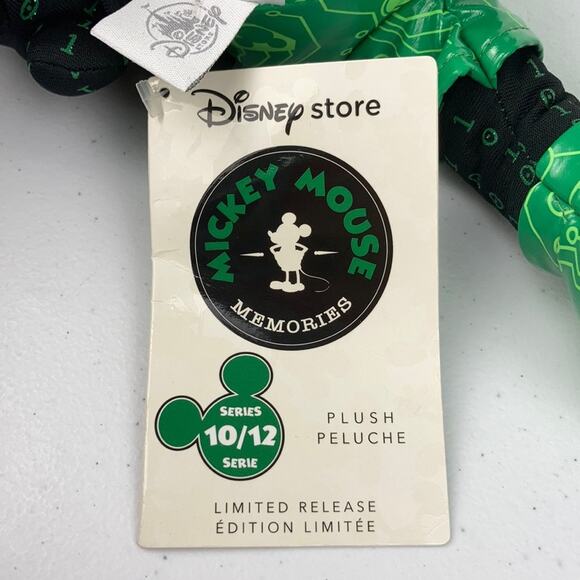Disney Mickey Mouse Memories Plush #10 October - Picture 4 of 5